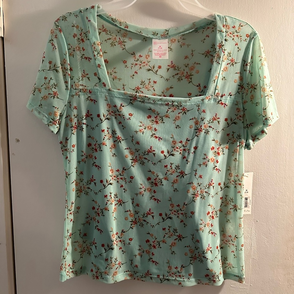 Women tops